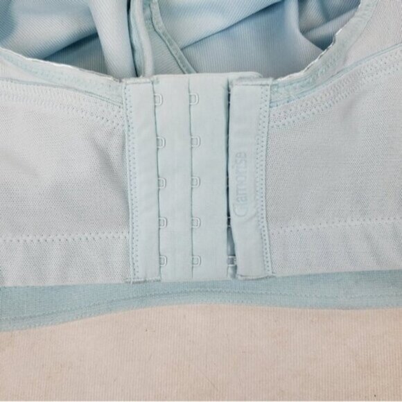 Glamorise Magic Lift Seamless Sport Bra Baby Blue 48G - Picture 5 of 10